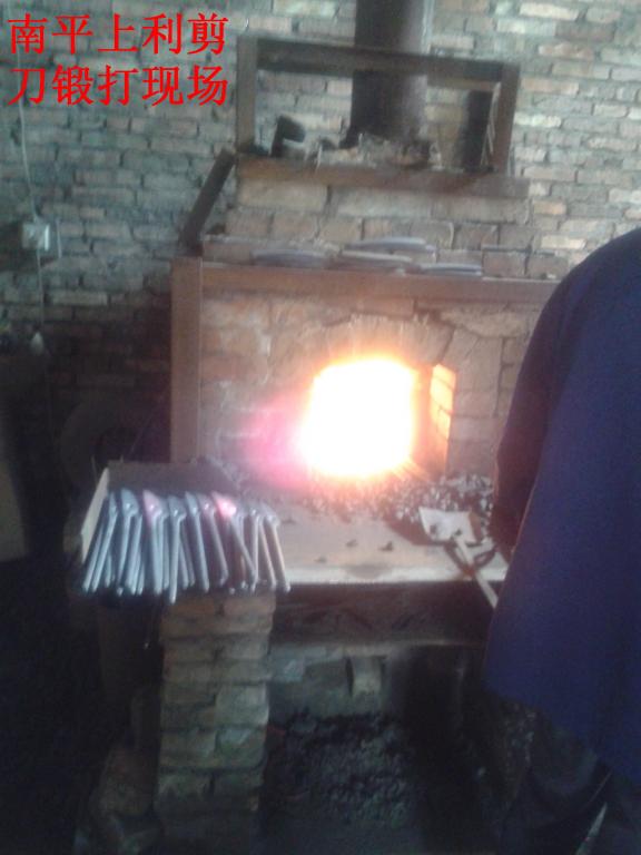 南平上利剪刀車(chē)間一角